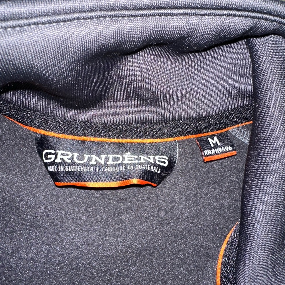 Gray Quarter-Zip Pullover - image 2